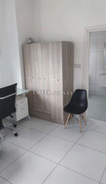 Modern Ground Floor 1 Bedroom Apartment Furnished With Electrical Appl