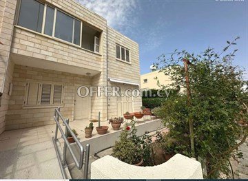 3 Bedroom Semi-Detached House  In Strovolos, Nicosia