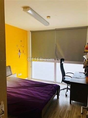 Modern And Luxurious 4 Bedroom Apartment  In Prime Location In Makedon