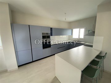 Modern 3 Bedroom Apartment  With Pool & Gym In Limassol Tourist Area, 