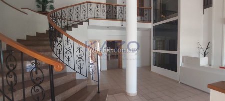 Spacious Semi-Detached Home in Quiet Agios Athanasios
