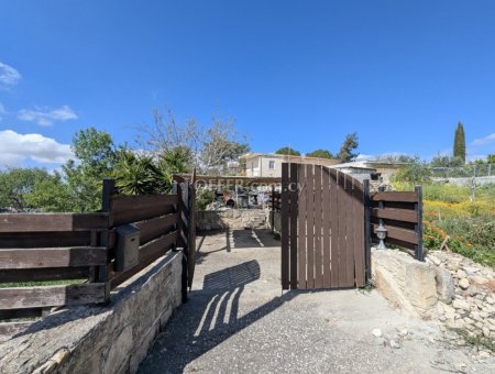 1-bedroom Village House 100 sqm in Pachna
