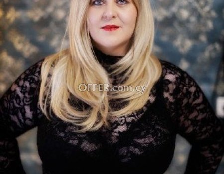 Mistress Helene de Beer - Domme Larnaca Cyprus - Fetish & Discipline Sessions