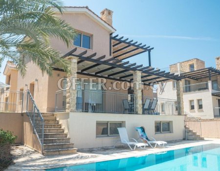 5 BEDROOM SANDY BEACH VILLA (photo 1)