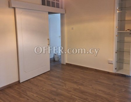 Commercial office is now available for rent in Dasoupoli area.