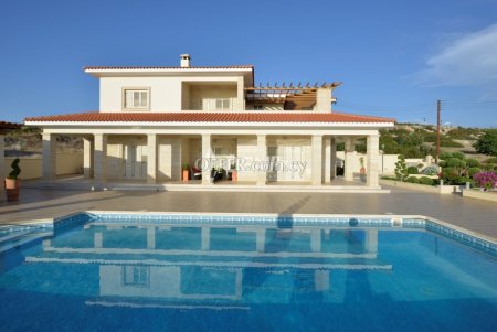 Villa For Sale in Peyia - St. George, Paphos - DP4882