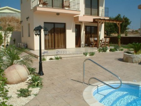 3-bedroom Detached Villa 160 sqm in Pissouri