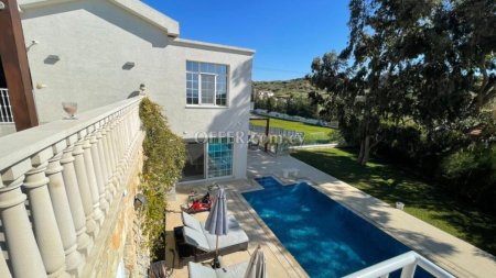 4 Bed Detached Villa for rent in Parekklisia, Limassol