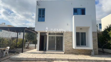 House For Rent in Peyia, Paphos - DP4886