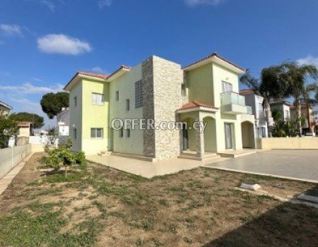 For Sale – Four-Bedroom Detached House in Deftera