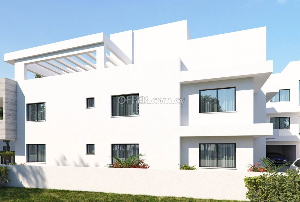 MODERN 2 BEDROOM GROUND FLOOR APARTMENT WITH PRIVATE GARDEN IN LIVADIA - 3