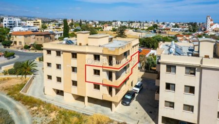 Incomplete 3 bedroom apartment in Polemidia Limassol