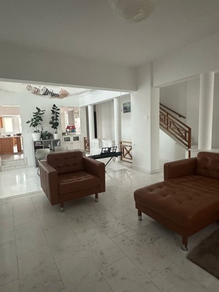 THREE BEDROOM SEMI DETACHED UNFURNISHED HOUSE IN GERMASOGIA GREEN AREA