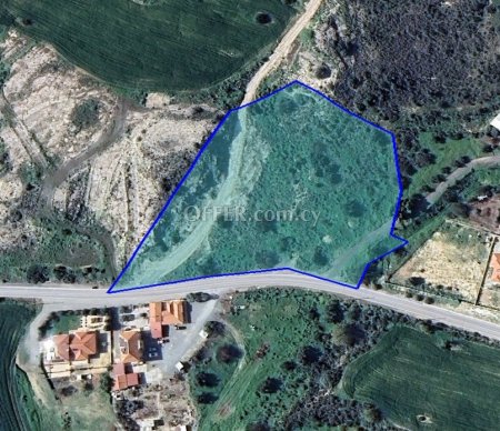 (Residential) in Tochni, Larnaca for Sale