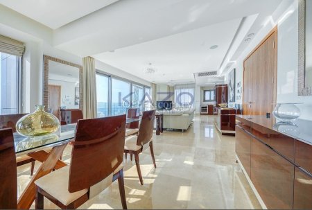 Stunning 3-Bedroom Apartment with Sea View in Mouttagiaka