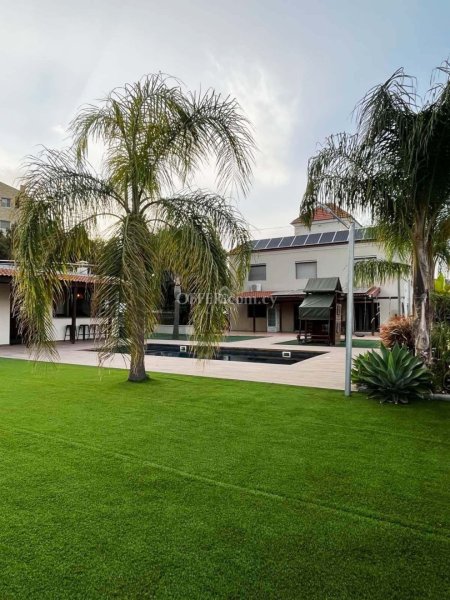 LARGE VILLA IN PALODIA LIMASSOL WITH PRIVATE POOL