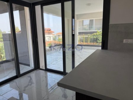 Modern Two Bedroom Apartment in Vibrant Ypsonas Agios Sylas - 8