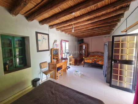 Six bedroom traditonal house for sale in Fyti village of Paphos - 6
