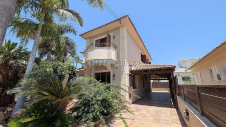 House (Detached) in Germasoyia, Limassol for Sale