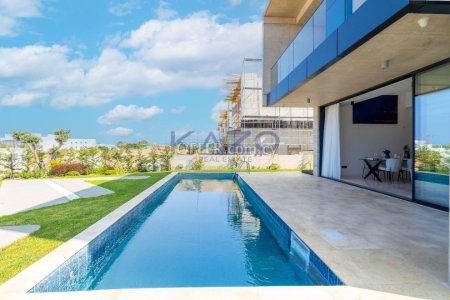 Three Bedroom Kissonerga Villa with Sea View