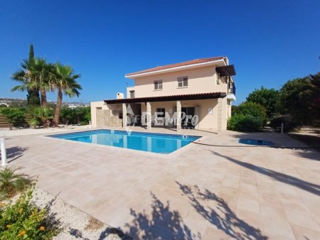 Villa For Rent in Peyia - Sea Caves, Paphos - DP4947
