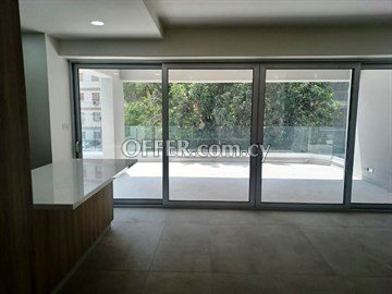  2 Bedroom Luxury Flat Ideally Located In a Quiet Residential Area at 