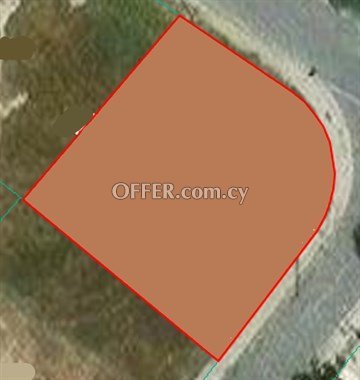 Corner Residential Plot Of 566 Sq.m.  In Strovolos, Nicosia - With Bui