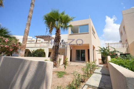 Three Bedroom Villa in Historic Moutallos with Pool