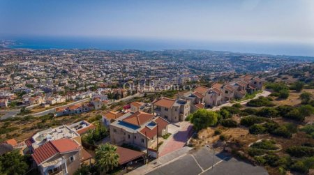 Six Bedroom Villa With Sea View in Pegeia