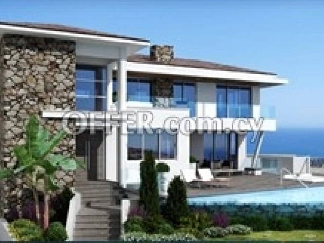 Super 5 Bedroom 3 Level Villa With Extensive Landscaped Gardens And Ov