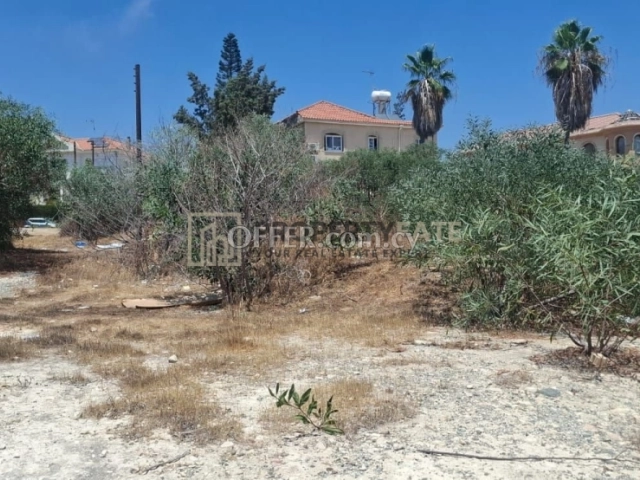 Residential Plot 738m in Agios Tychon