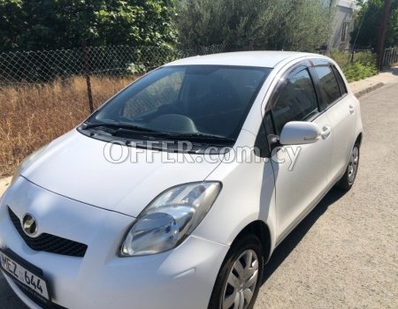 2010 Toyota Vitz 1.3L Petrol Automatic Hatchback