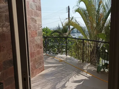 Spacious Detached House in Peaceful Agios Athanasios - 2