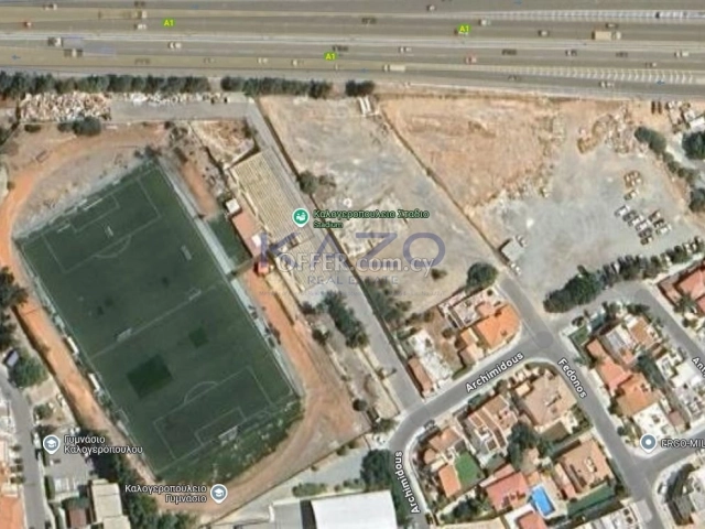 Large Development Land for Sale in Mesa Geitonia