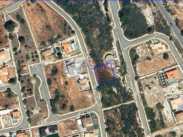 Large Building Plot for Sale in Zanakia Area