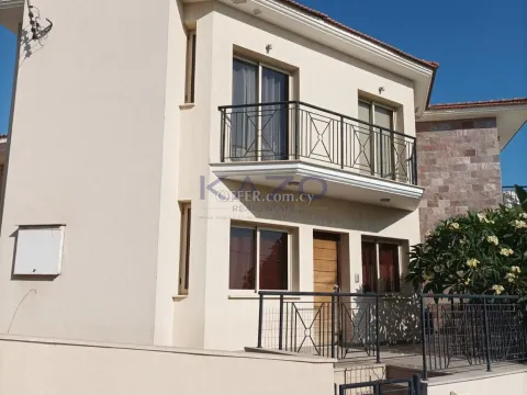 Spacious Detached House in Peaceful Agios Athanasios
