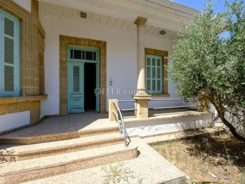 4 bedroom house in Chrysopolitissa Larnaca