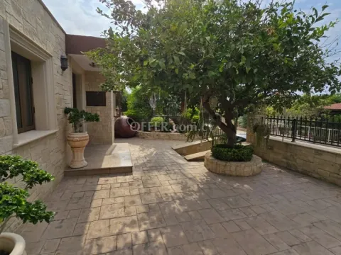 3 Bed House for rent in Agios Athanasios, Limassol