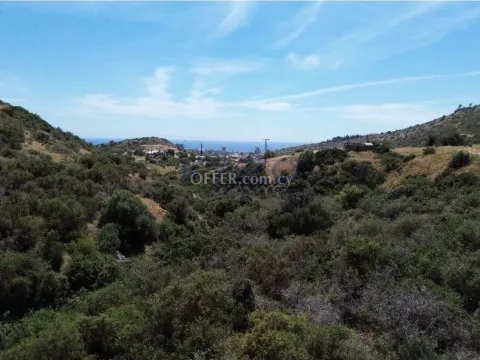 Large Building Plot for Sale in Agios Tychonas