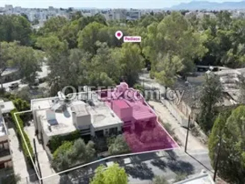 4-bedroom House in Agioi Omologites, Nicosia