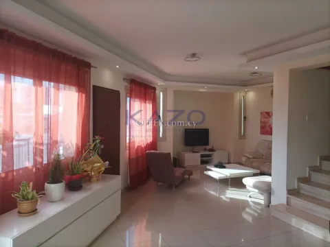 Spacious Detached House in Peaceful Agios Athanasios - 13