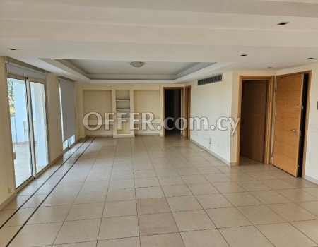 For Rent, Three-Bedroom Apartment in Egkomi