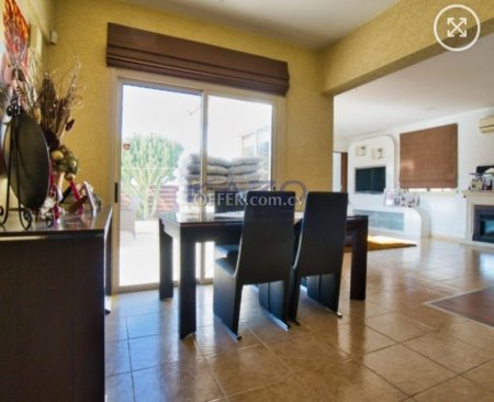 Spacious Moni Home with Pool on Large Plot - 3
