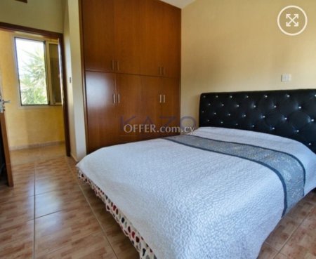 Spacious Moni Home with Pool on Large Plot - 2