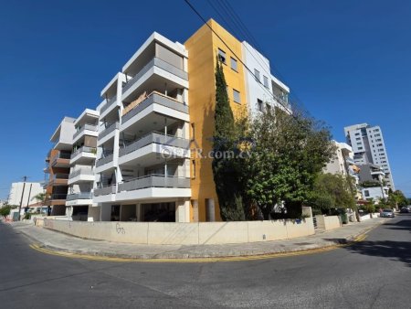 Fully Furnished Neapolis Apartment Top Floor Two Bedrooms