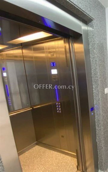 Luxurious 1 Bedroom Apartment Fully Furnished With Luxury Equipment an