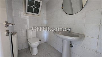 Three-Storey 9 Bedroom House  In Kaimakli, Nicosia