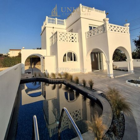 Modern Detached Villa for Rent in Kissonerga with Pool