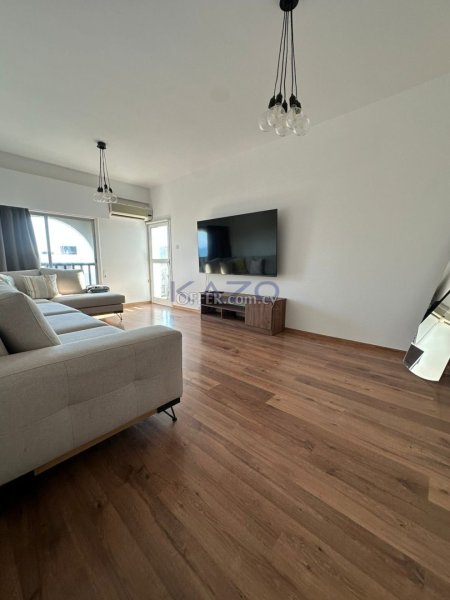 Spacious Three Bedroom Sea View Apartment Agios Tychonas