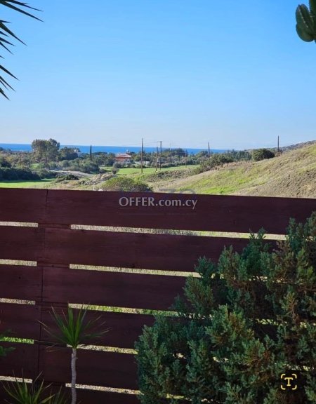 Spacious Moni Home with Pool on Large Plot - 11